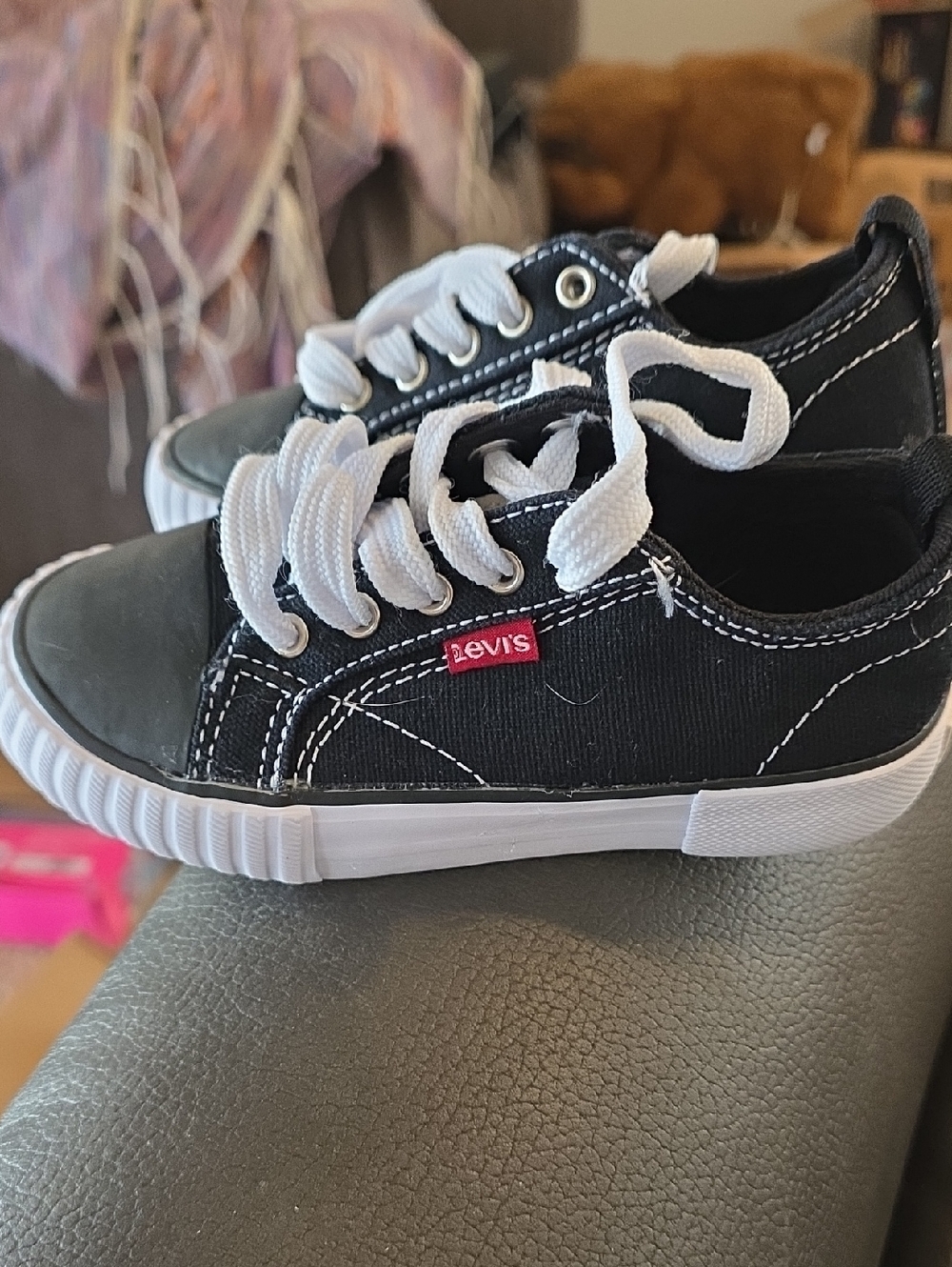 Levi's Kids Black Canvas Low-Top Sneakers with White Laces